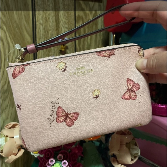 Coach Corner Zip Wristlet With Butterfly Print - Picture 1 of 4